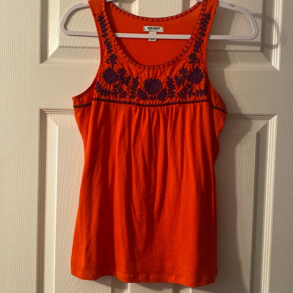 Old navy tank top